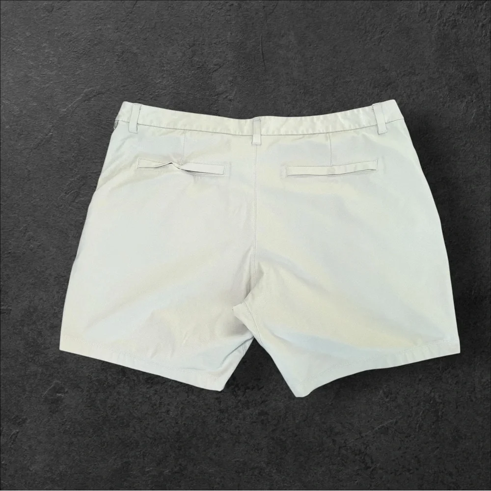 Lululemon Shorts Chino Warpstreme ABC Commission Classic 7” Beige Men’s - Picture 2 of 5
